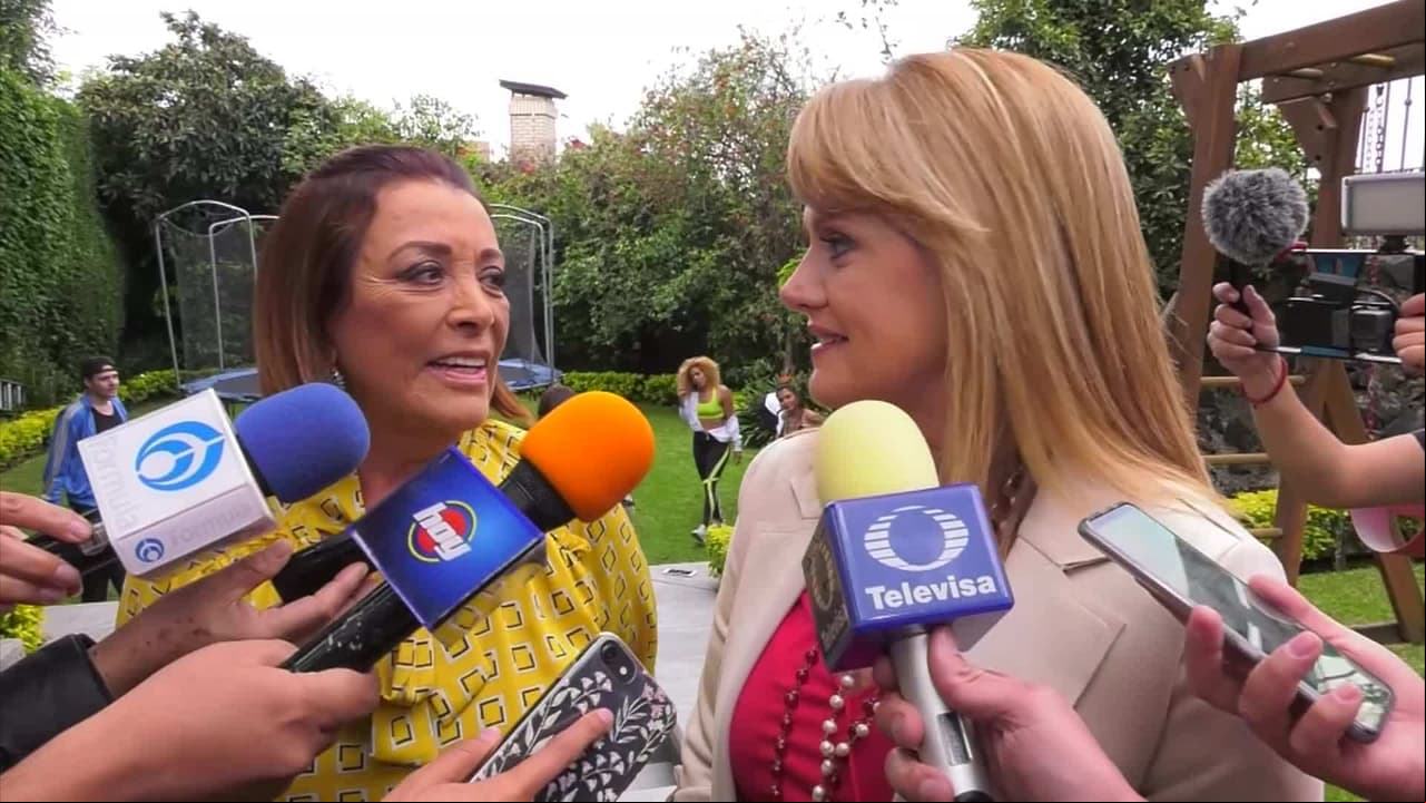 Sylvia Pasquel y Erika Buenfil trabajan juntas por primera vez