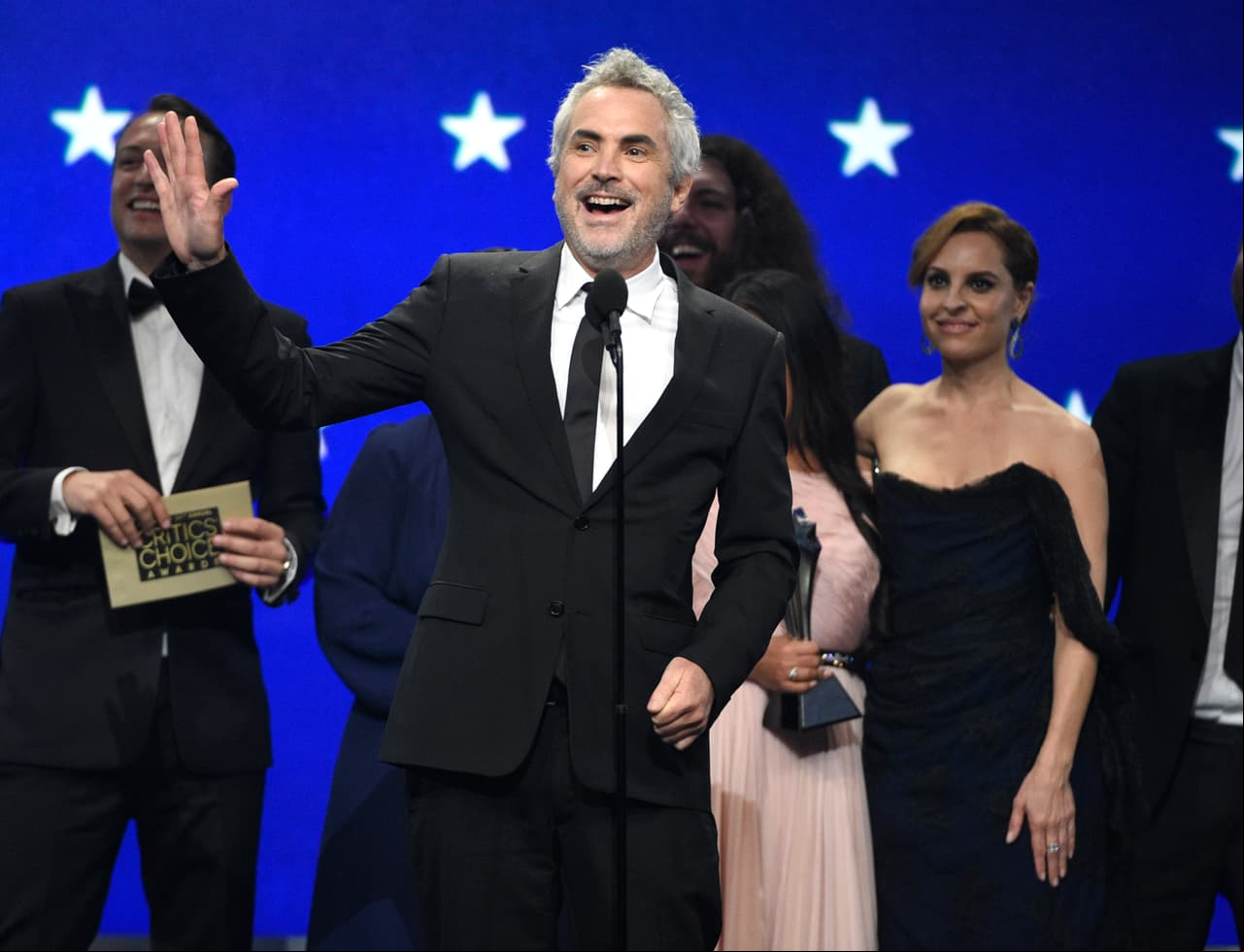 Alfonso Cuarón y su película 'Roma' fueron galardonados en la edición número 24 de los Critics Choice Awards