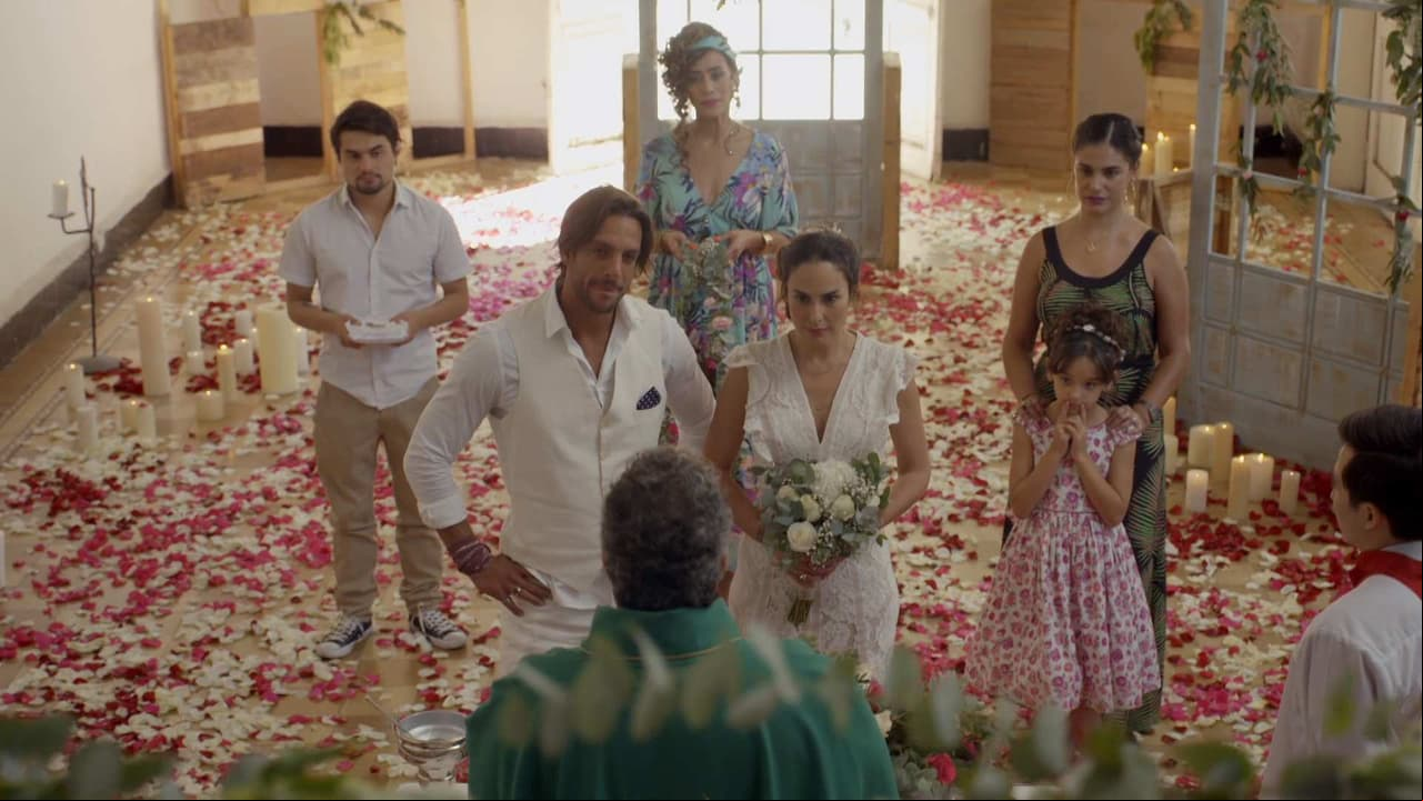 Resumen Capítulo 13: Flor y Valentín se casan por la iglesia