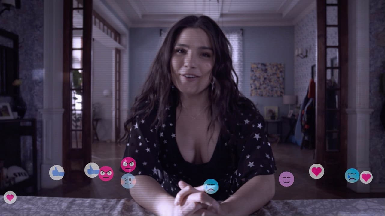 Sofía Garza obtuvo su primer protagónico en Televisa con la telenovela ‘Cita a Ciegas’, producida por Pedro Ortíz de Pinedo. Misma que también le dio su primera nominación a Premios TVyNovelas con el personaje de ‘Lucía’.