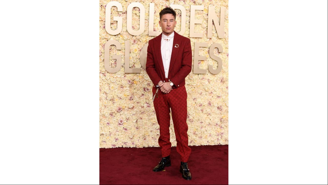 Barry Keoghan en los Golden Globes 2024.