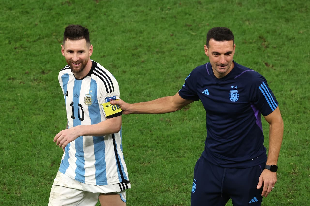 Argentina y Holanda se enfrentaron en tiempos extra y definieron en tanda de penaltis el pase a las semifinales donde la albiceleste consigue el boleto mientras que los Paises Bajos se convierten en el primer equipo que los pamperos eliminan en instancia de tiros de castigo.