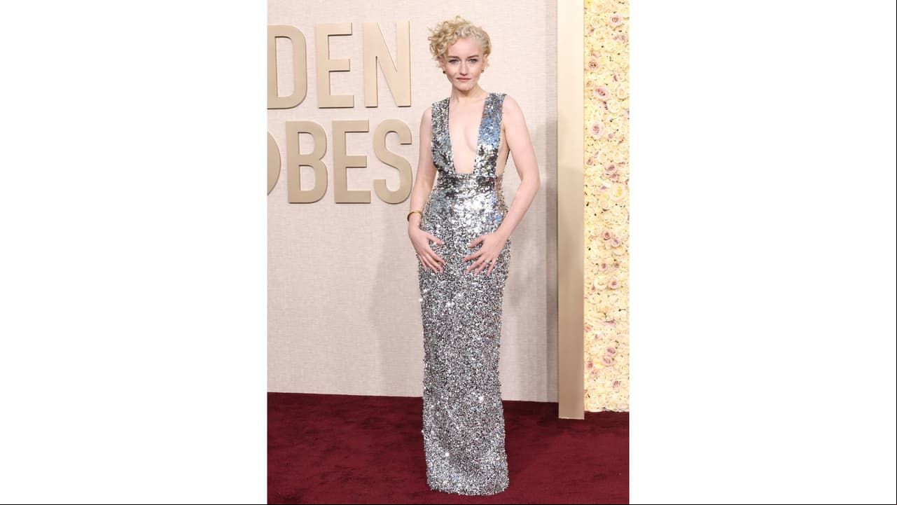 La actriz Julia Garner en los Golden Globes 2024.