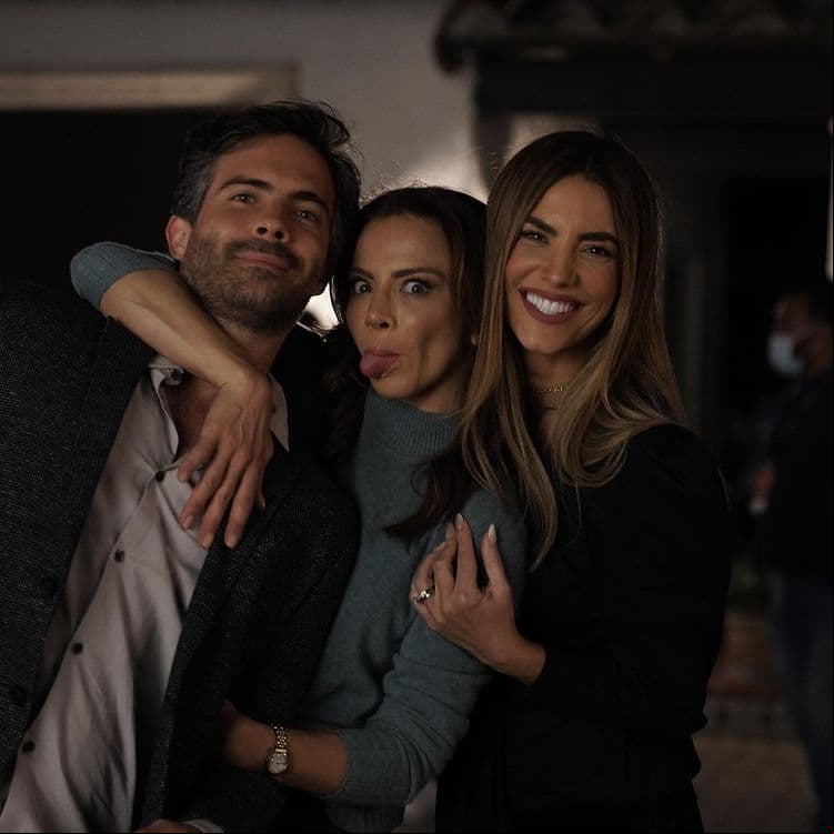 El camino de Osvaldo Bonavides se dirigió a realizar series como ‘Las Bellas y las Bestias’ y recientemente ‘La Suerte de Loli’, que puedes ver en Blim TV.