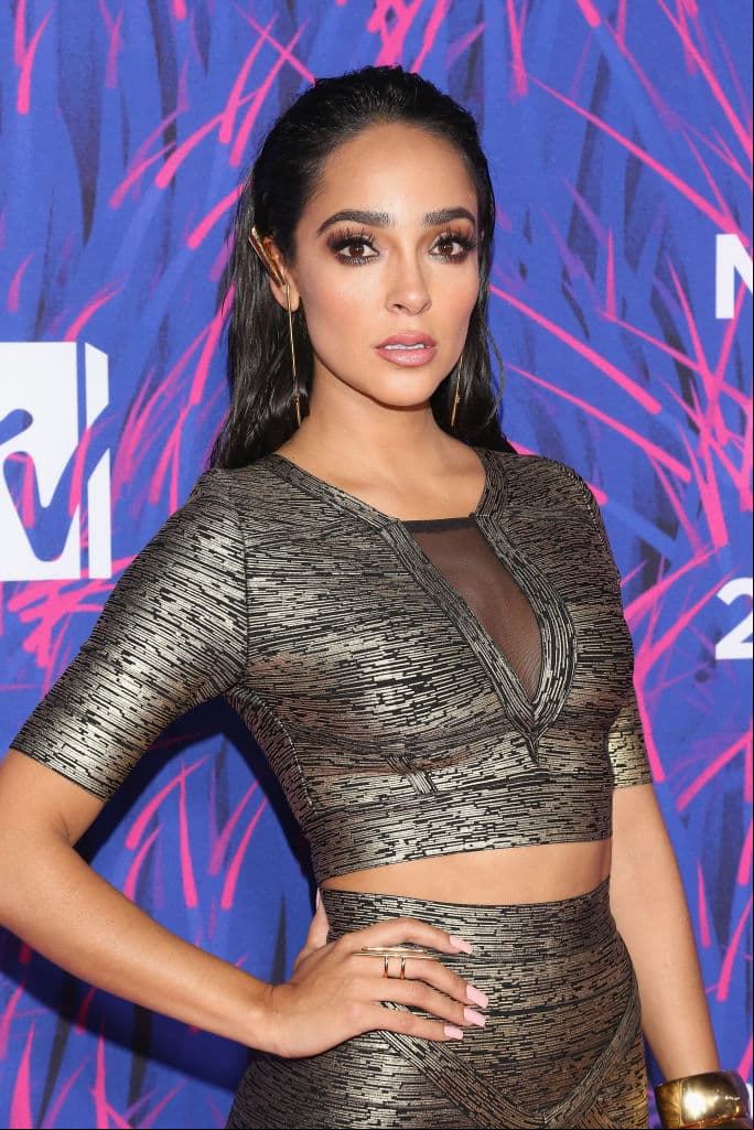 Manelyk González, mejor conocida como Mane desde su participación en el reality show ‘Acapulco Shore’, habló sin tapujos de todas las cirugías estéticas que se ha realizado a lo largo de su vida.