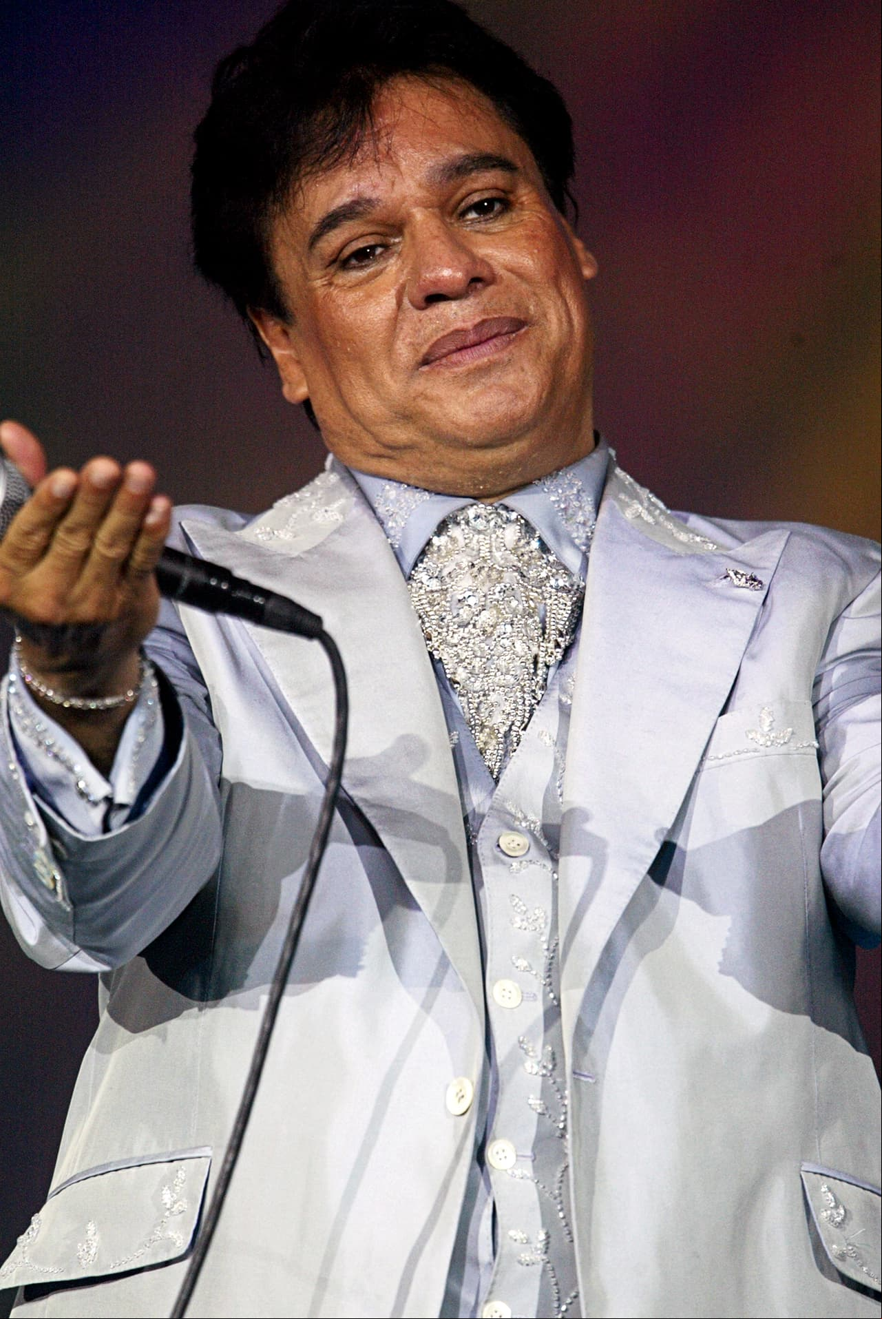 Es considerado uno de los mejores compositores y cantantes de todos los tiempos.