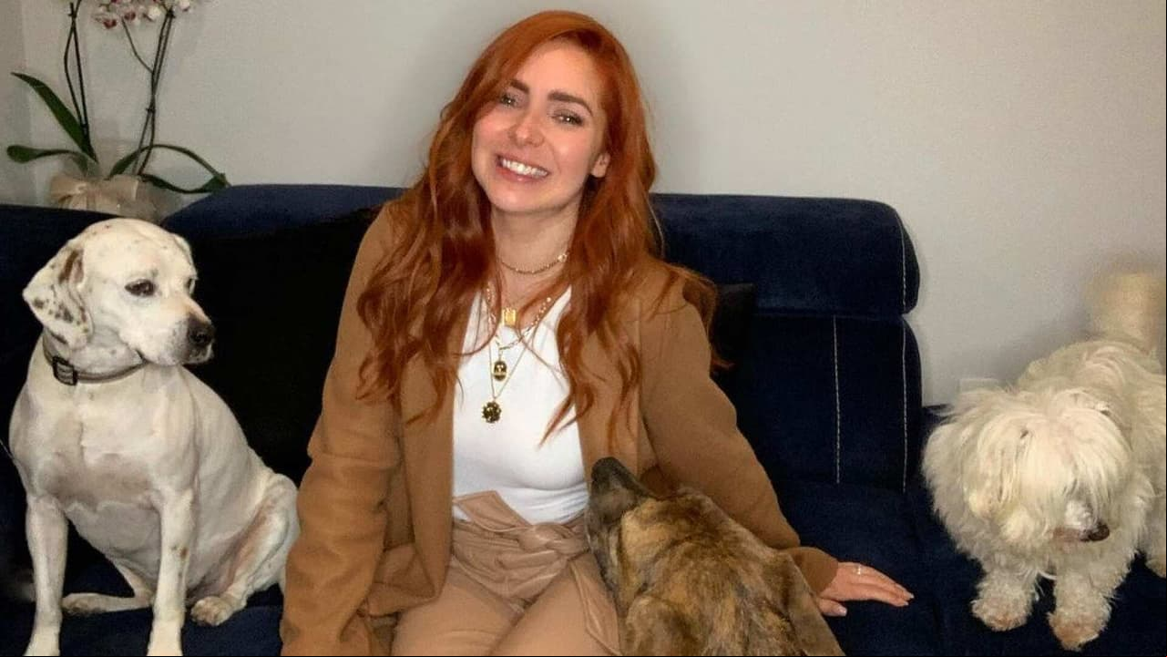 Ariadne Díaz luce irreconocible tras drástico cambio de look y lo presume con tremendos bailes