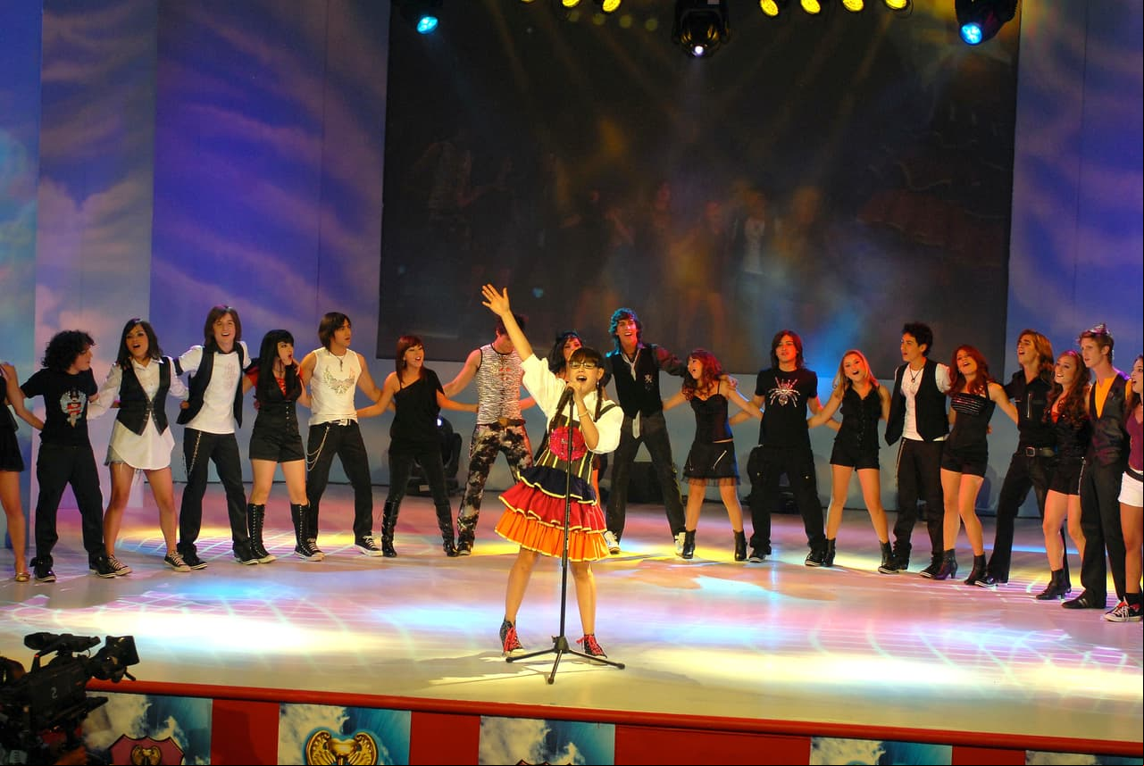 Yurem se volvería a encontrar con Danna Paola en escena al formar parte del elenco ‘Atrévete a soñar’ en 2009.