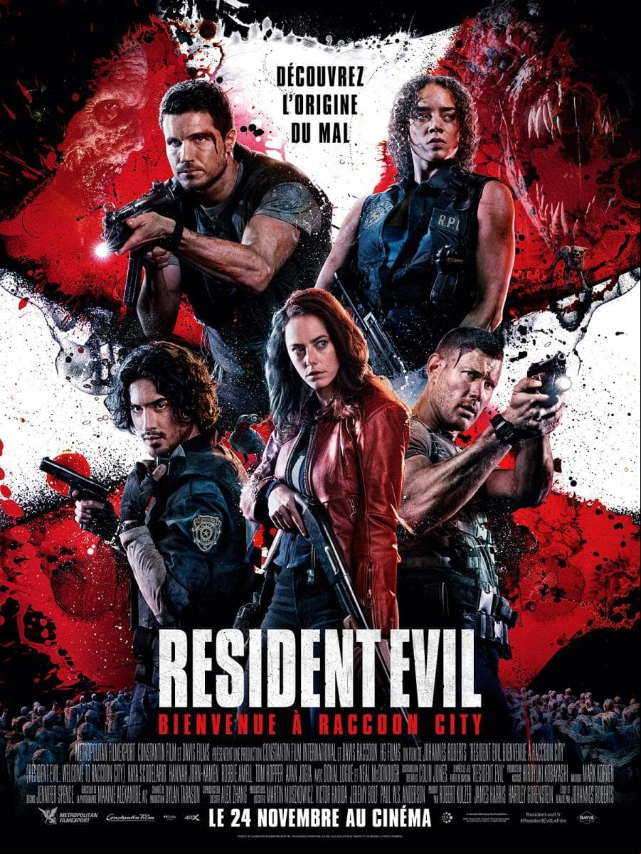 La película original de 2001 se siente casi mansa en comparación con las alturas salvajes que alcanzarían las películas posteriores, mientras que la película de 2021 "Bienvenido a Raccoon City" reinició la serie para una nueva generación.