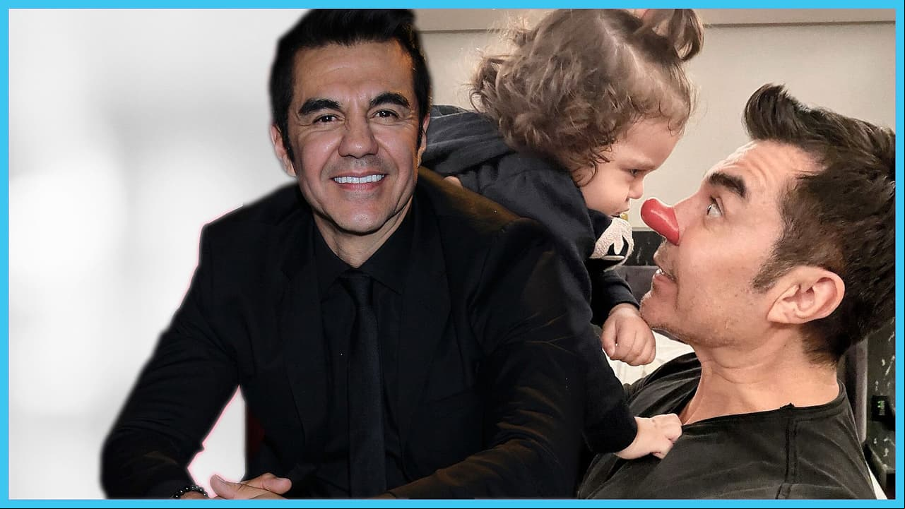 Así lucía Adrián Uribe cuando trabajaba como payasito en su juventud
