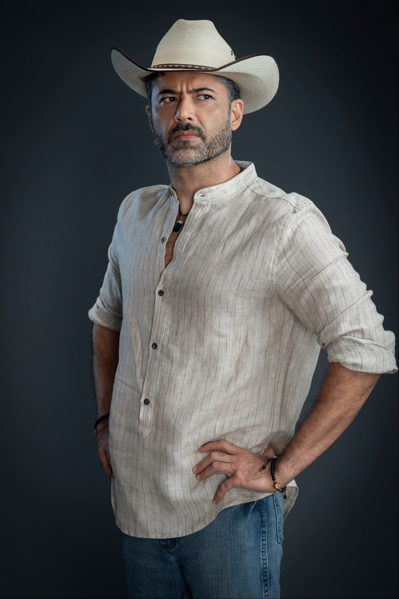 Arturo Posada será 'Paulo' y no tiene cara de 'buenos amigos'.