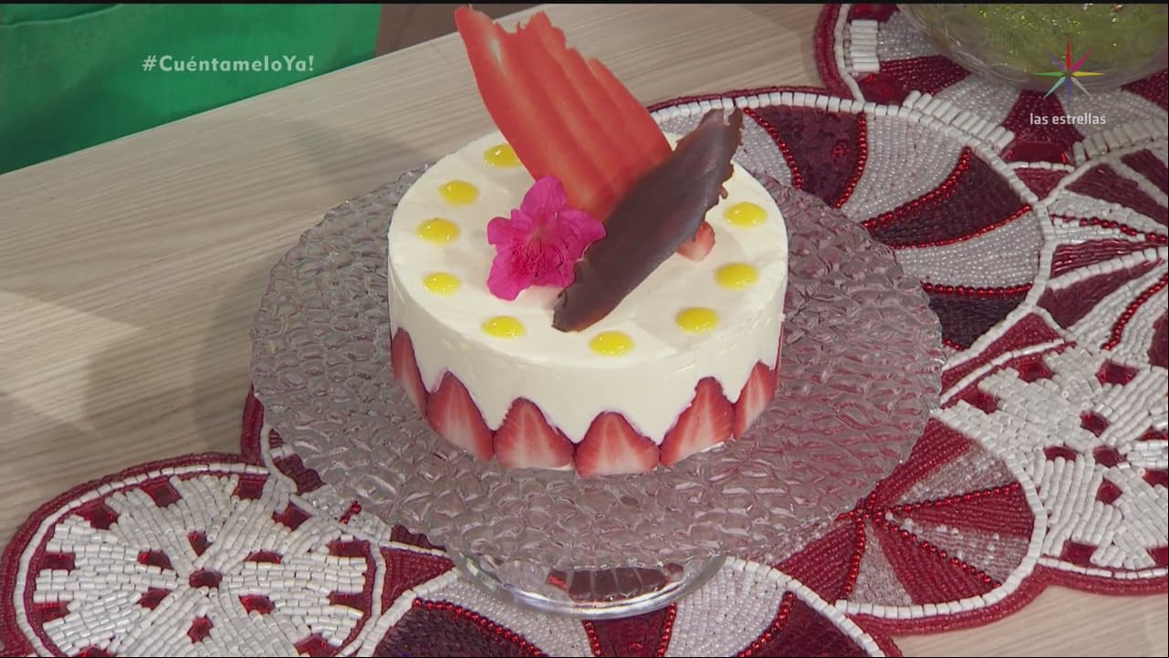 RECETA: Mousse de chocolate blanco con fresas