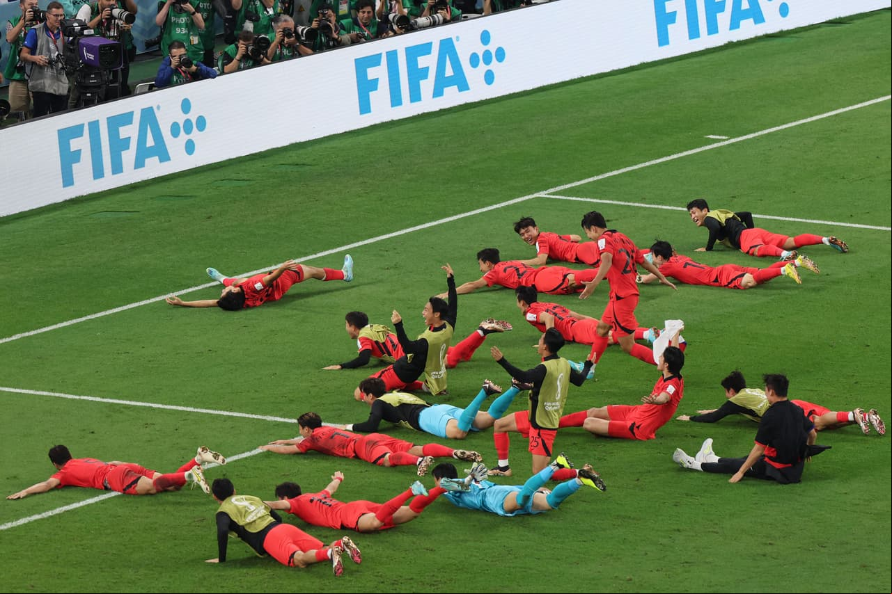 Corea del Sur logró un trinfo de último miuto que los metió a los Octavos de Final de la Copa del Mundo.