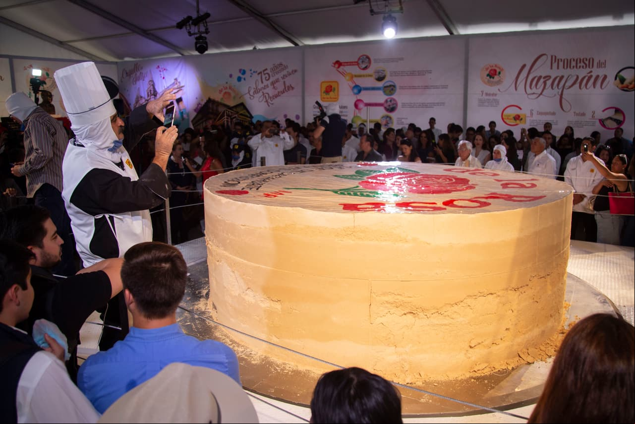 El mazapán se realizó en la Plaza Fundidores de Guadalajara