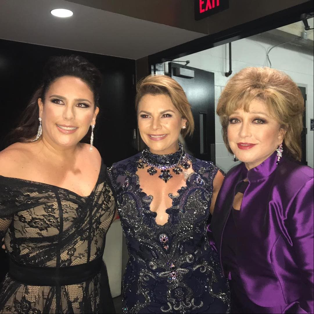 También fue una noche de reencuentro entre Olga Tañón, Angélica Vale y Angélica María