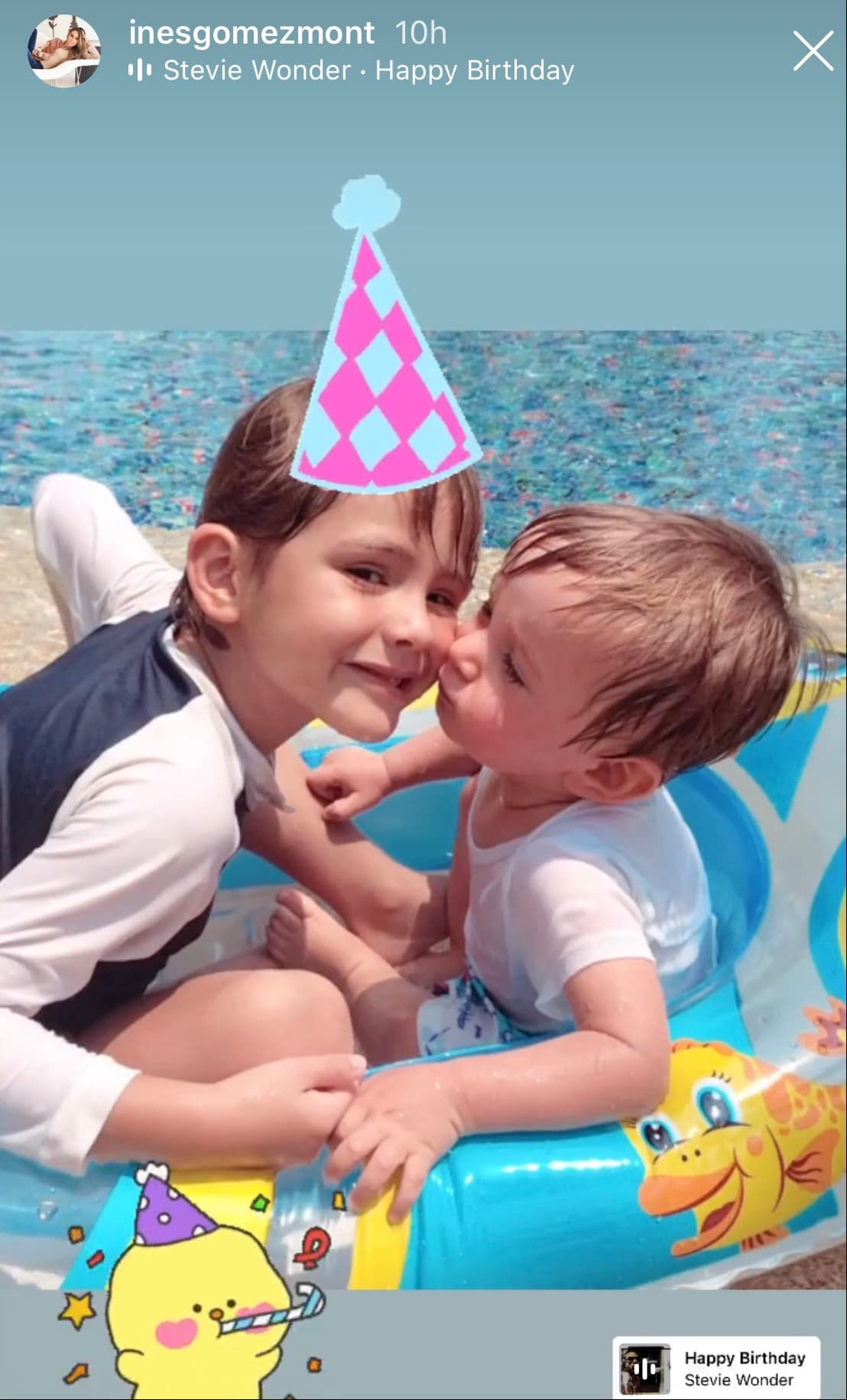 "Hoy cumple años mi chiquito que ya no es tan chiquito y cumple 12 años. Sin duda eres el regalo y la sorpresa más hermosa de mi vida. Gracias por ser el más amoroso y tierno en todo. Soy la más afortunada de tenerte en mi vida", escribió al pie de una publicación que contiene varias imágenes del pasado.