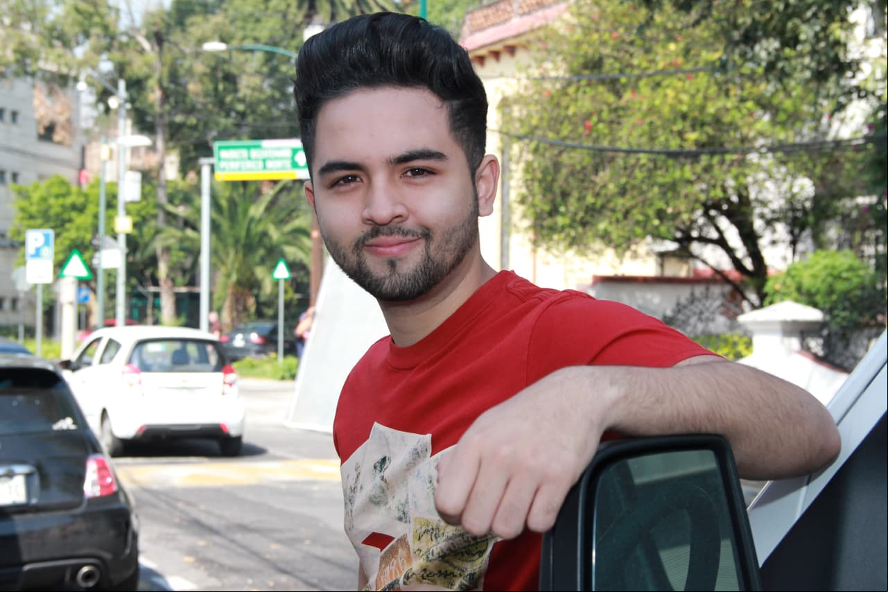 HOY: Disfruta el Social Live de La Rosa de Guadalupe con Alex Correa