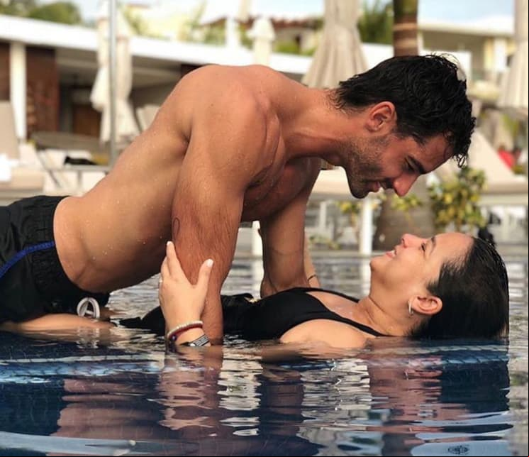 Adamari y Toni celebraron su amor en Cancún