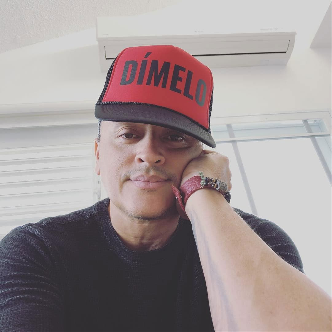 Elvis Crespo fue acusado por comportamiento inapropiado