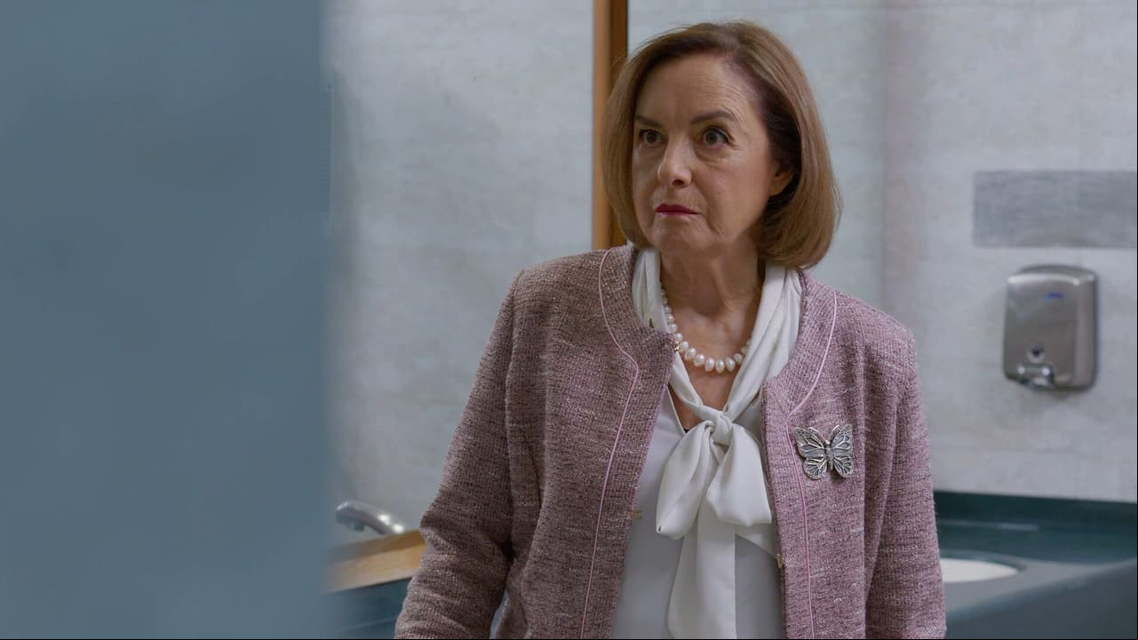 Martina le pone un alto definitivo a Violeta