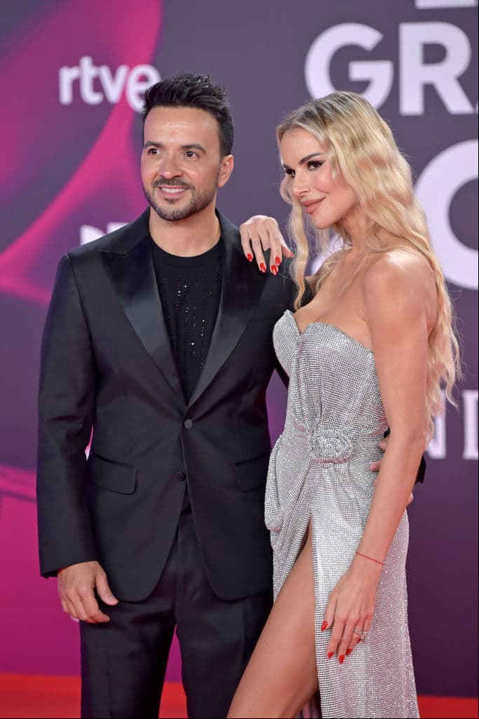 Luis Fonsi y su esposa Águeda López