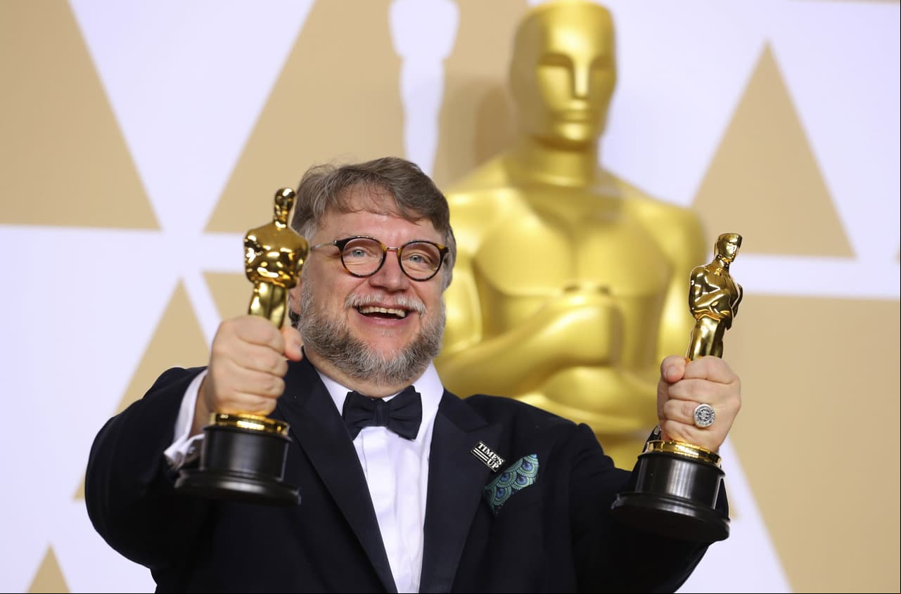 Guillermo del Toro después de ganar ‘Mejor Película’ y ‘Mejor Director’ por ‘La Forma del Agua’