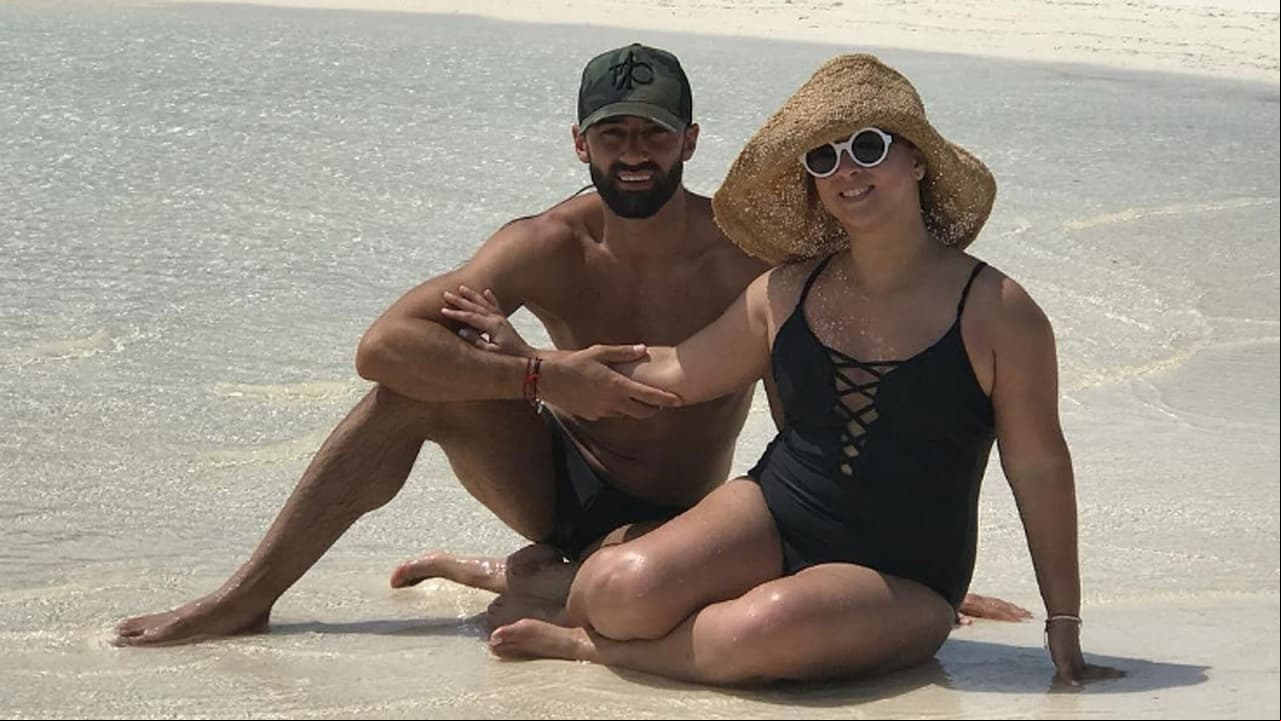 Adamari López fue criticada por lucir su cuerpo en la playa