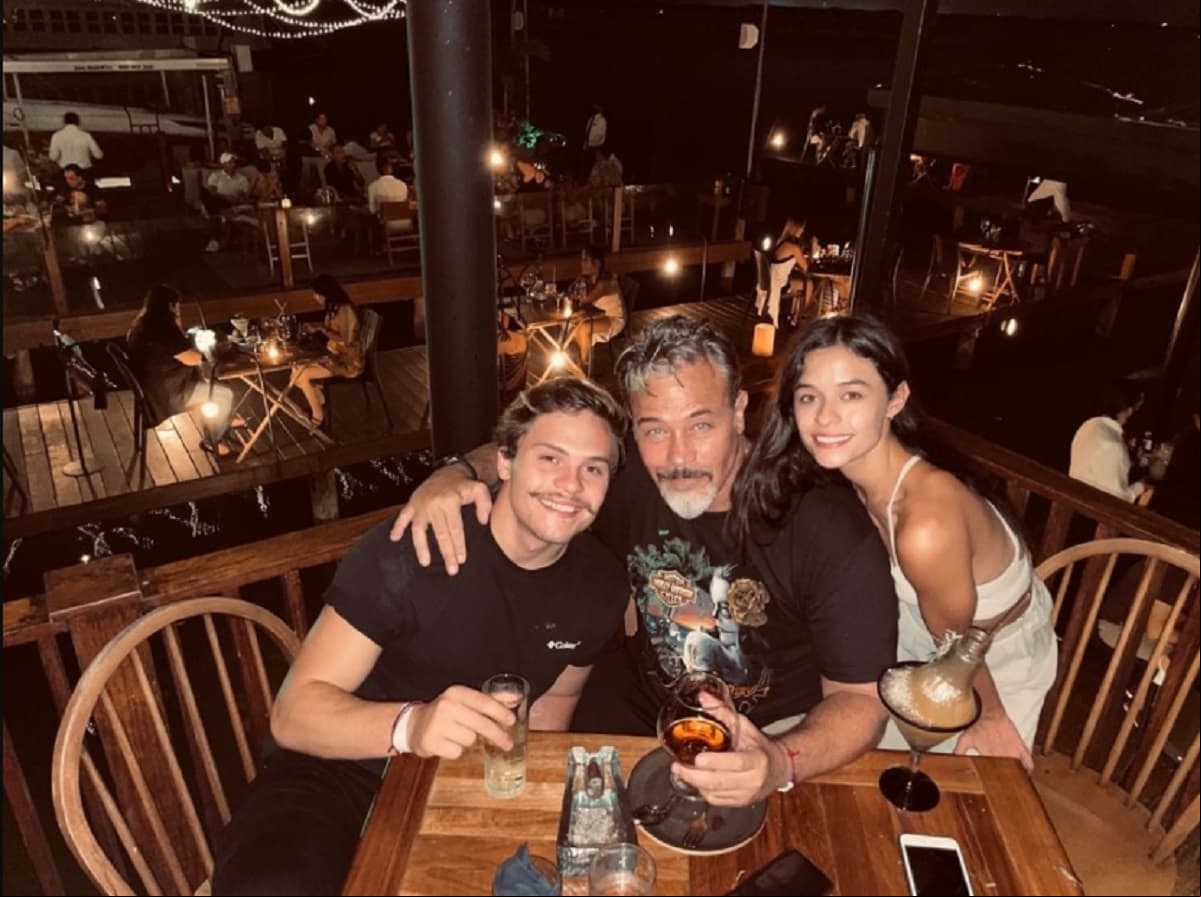 Sergio Sendel es papá de los mellizos: Sergio Graco y Elsa Valeria, esta última siguió sus pasos en la actuación y participa en Mi Fortuna es Amarte.