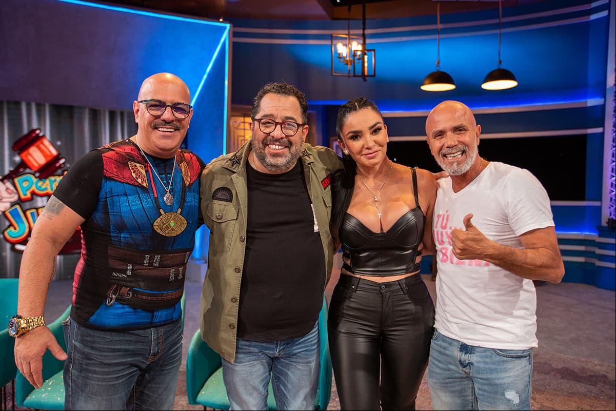 Guerra de chistes fue invitado al programa de este lunes 30 mayo, el capítulo 6 de la segunda temporada.