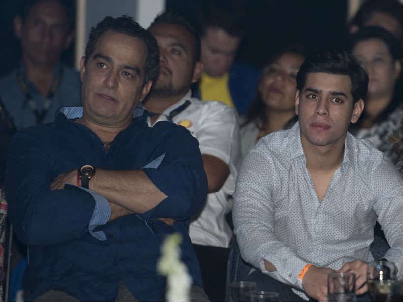 Omar Fierro se mantuvo atento a la aparición de su personaje dentro de la historia, Juan Oropeza, quien se enfrentará a grandes aventuras tras descubrir que tiene cuatro hijas.