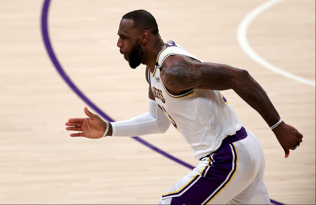 Adiós al 23: LeBron James cambiará de número con los Lakers