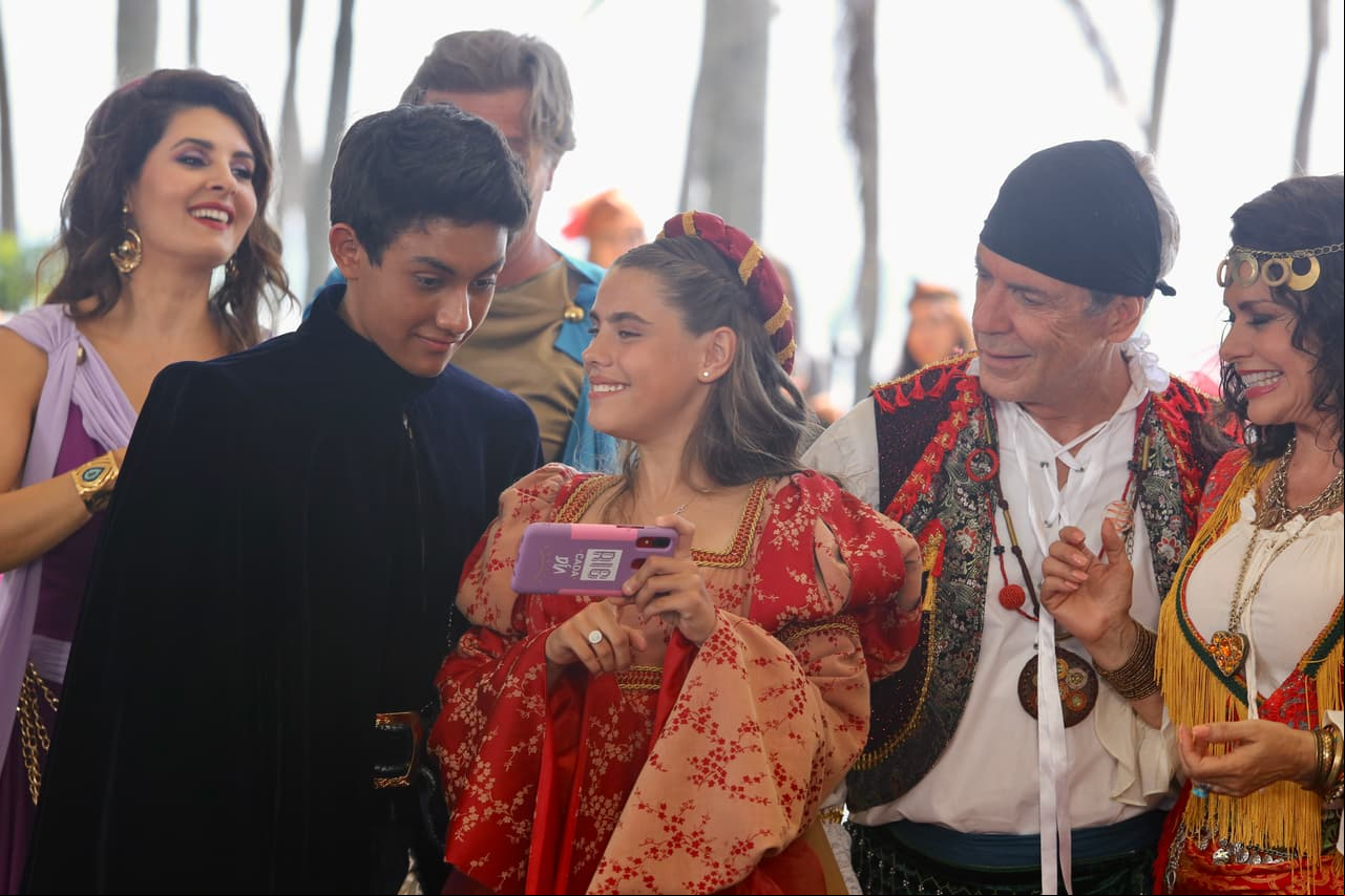 La querida Alexa, con su novio secreto Samuel, fueron de los más aplaudidos en la gala.