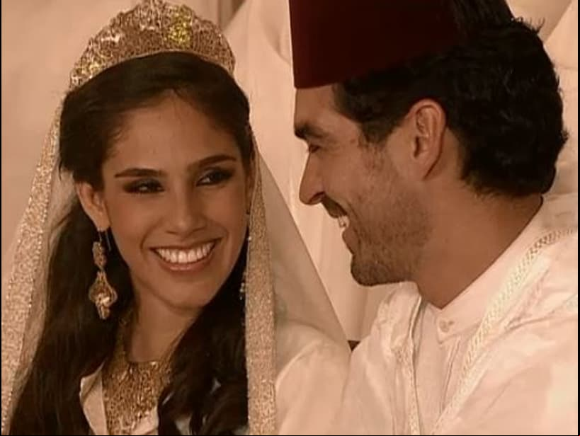 Sandra protagonizó el remake de la exitosa telenovela brasileña ‘O Clone’, titulado ‘El clon’ (2010), en la que actuó una vez más con Mauricio Ochmann, la cual se ha transmitido en México en tres ocasiones.
