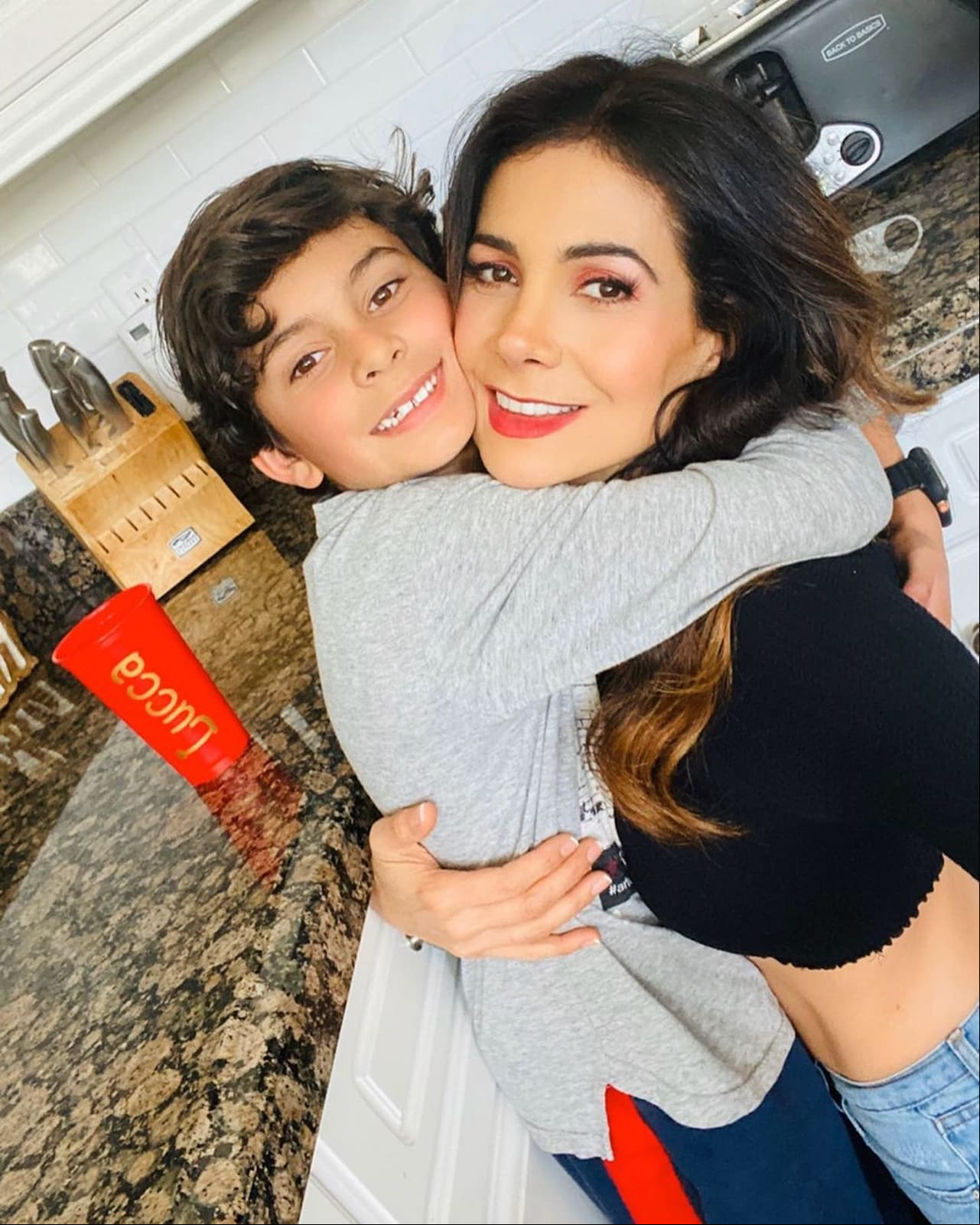 Hijo de Patricia Manterola debuta como youtuber a los 8 años