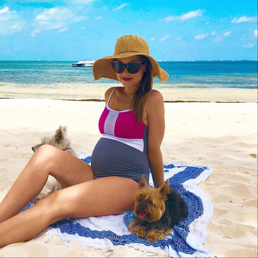 Durante su etapa de gestación, la actriz compartió algunas fotos junto a Nicandra y Tazilda, asegurando que jamás perderían su lugar en la familia.