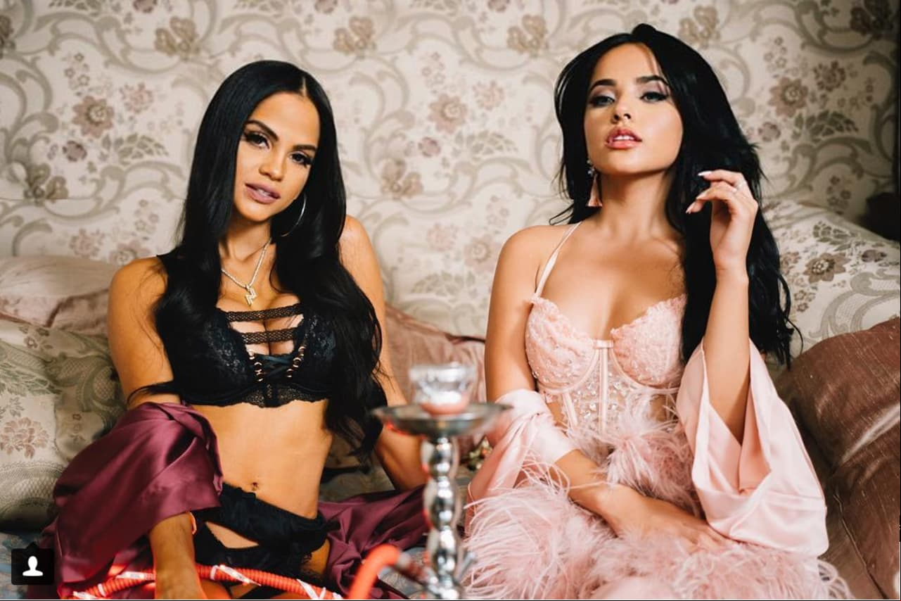 Becky G y Natti Natasha suben la temperatura en lencería y ‘Sin Pijama’
