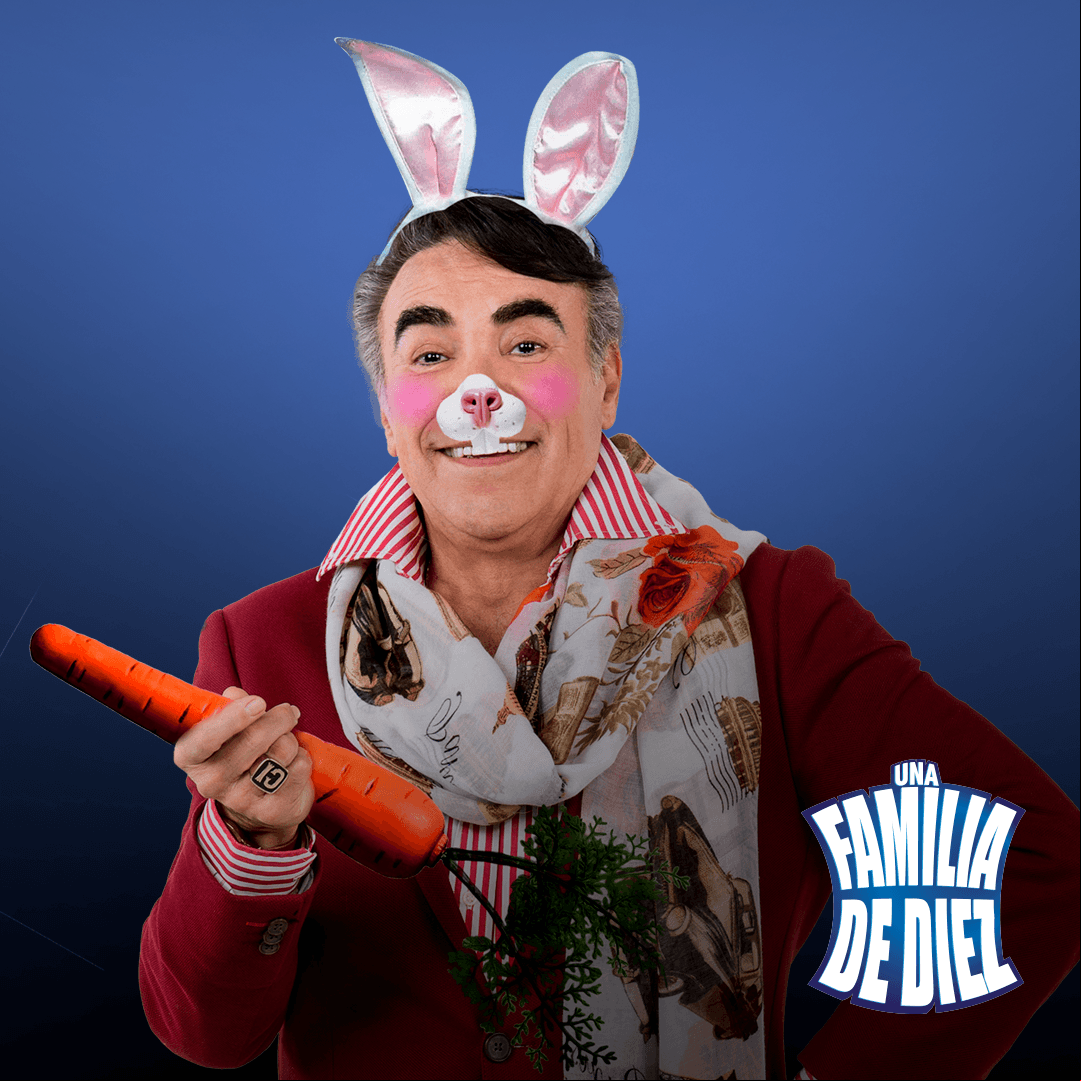Carlos dejó de ser una "calabacita", para convertirse en un bello "conejito", ya sólo le falta el mameluco.