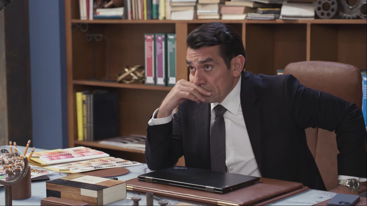 En 'Perdona Nuestros Pecados', Armando recibe frente a Estela un sobre con unas fotos comprometedoras que muestran tener un amorío con Ángela.
