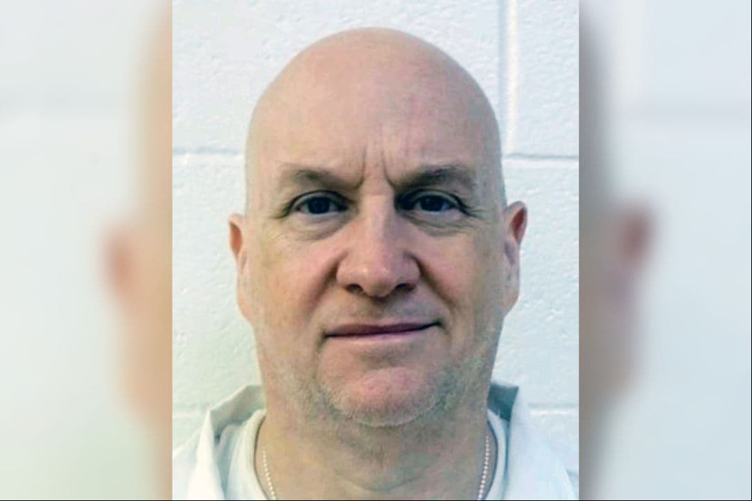 Quién es el "diablo de los Ozarks", el peligroso asesino y violador convicto que escapó de una prisión de Arkansas 