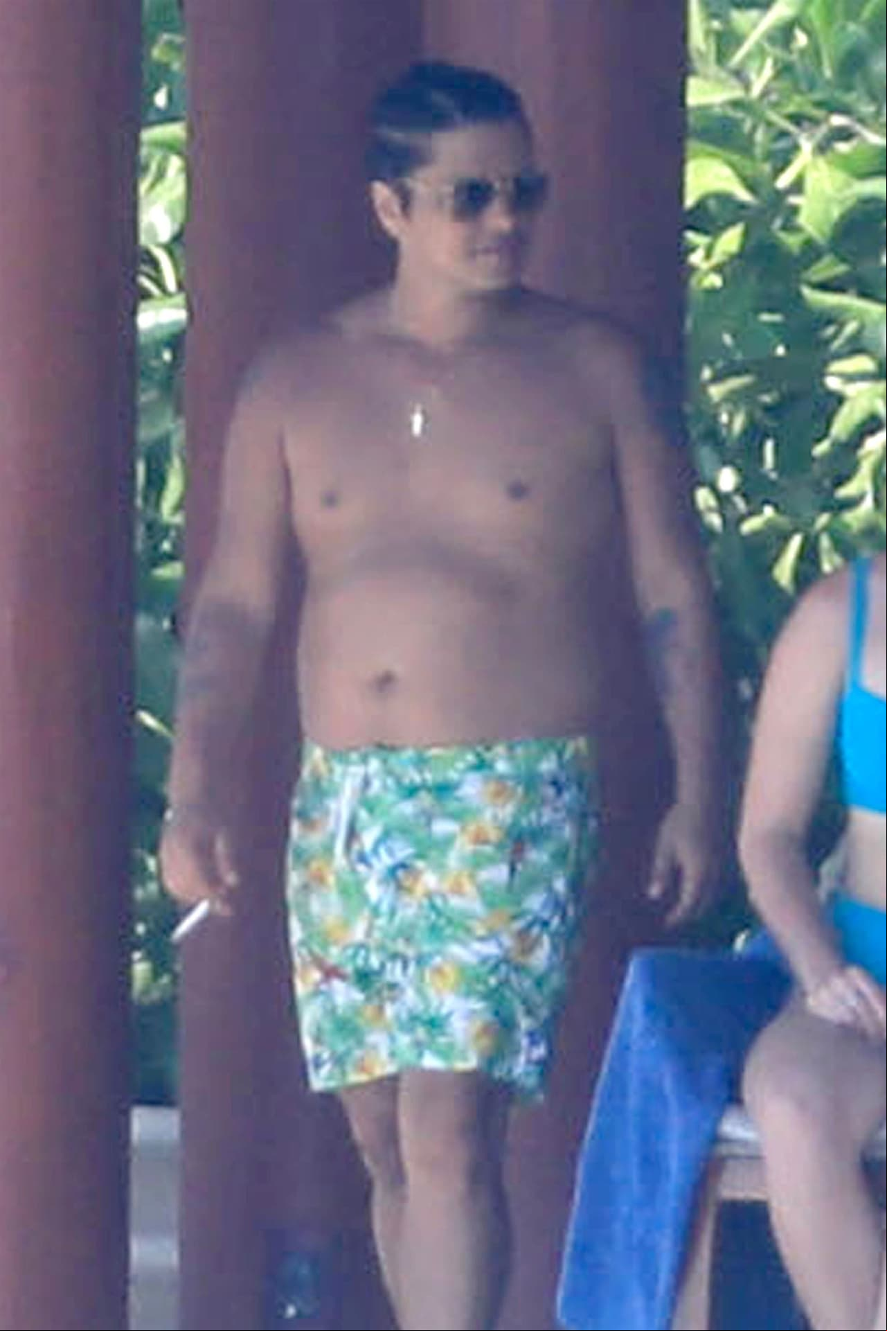 Bruno Mars reaparece… ¡con varios kilos de más!