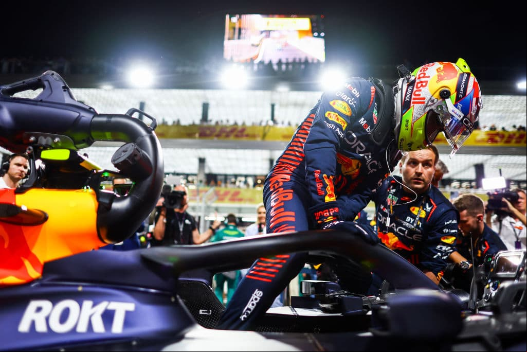 'Checo' Pérez ganó su quinta carrera en la Fórmula 1 en el Gran Premio de Arabia Saudita y su podio 28 en la máxima categoría del automovilismo.