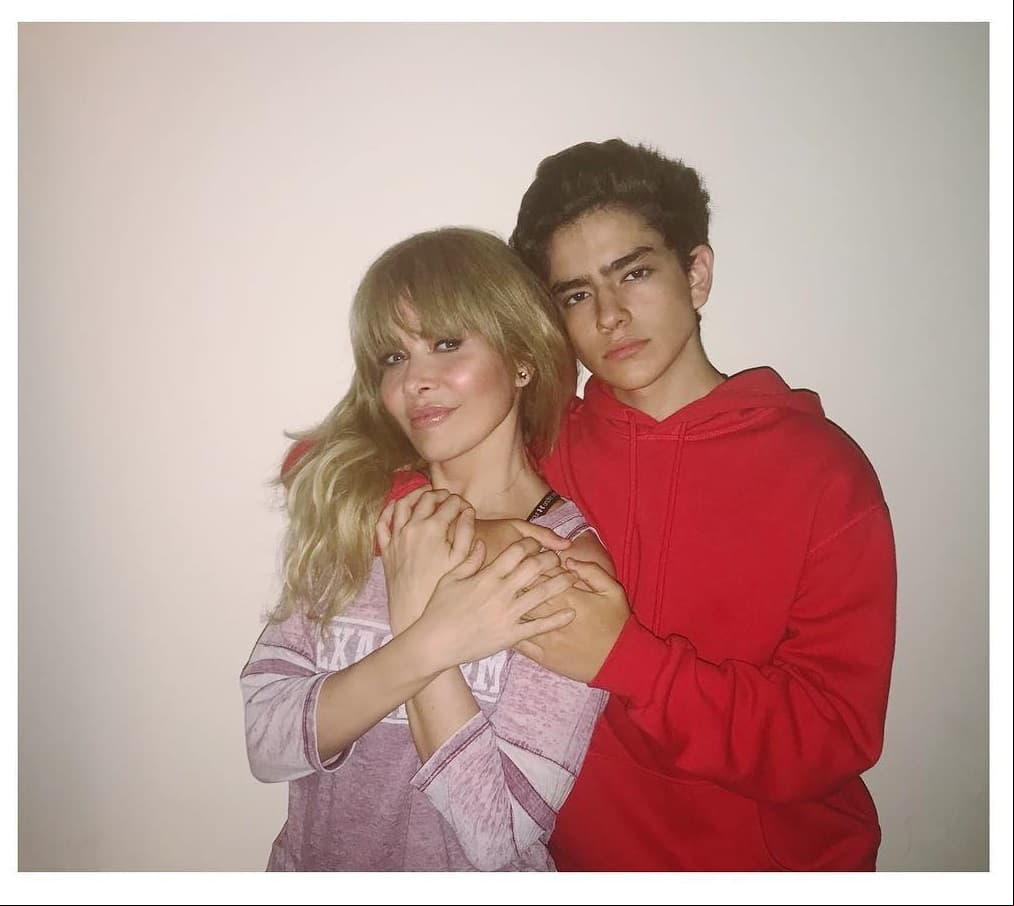 Gloria Trevi comparte con orgullo cómo su hijo Ángel Gabriel trabaja en su música