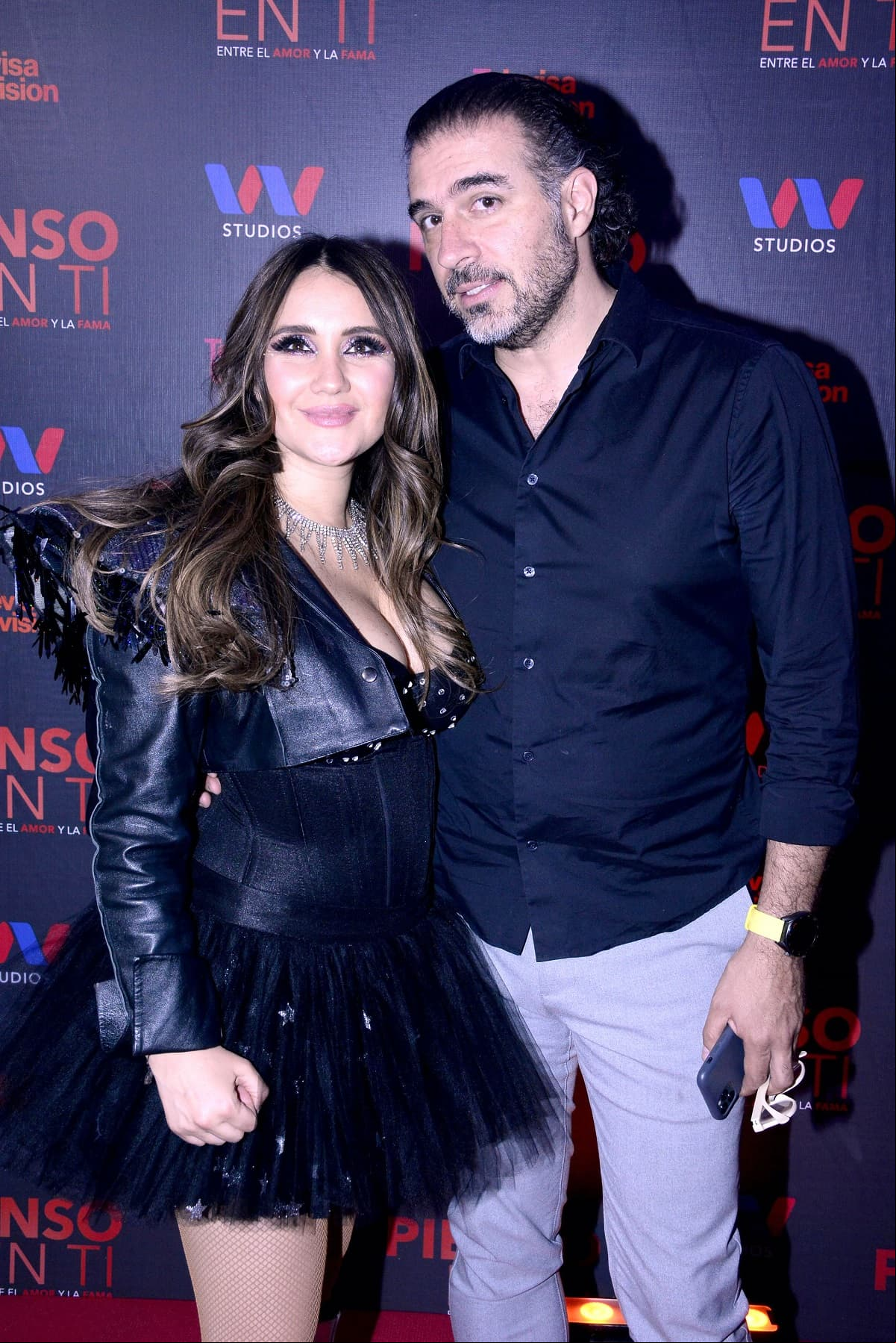 Pienso en ti: Conoce a las parejas reales del elenco