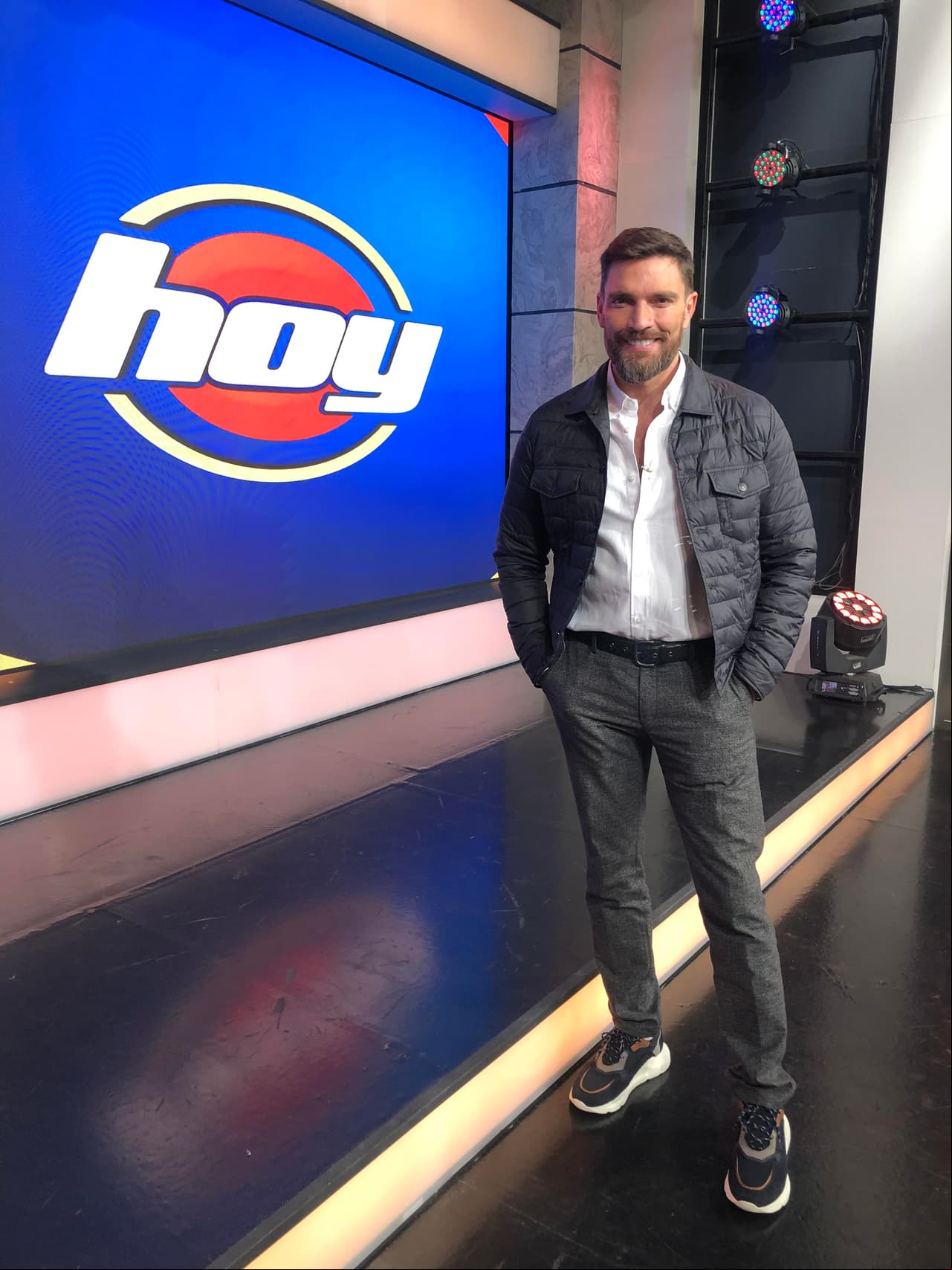 Julián Gil.