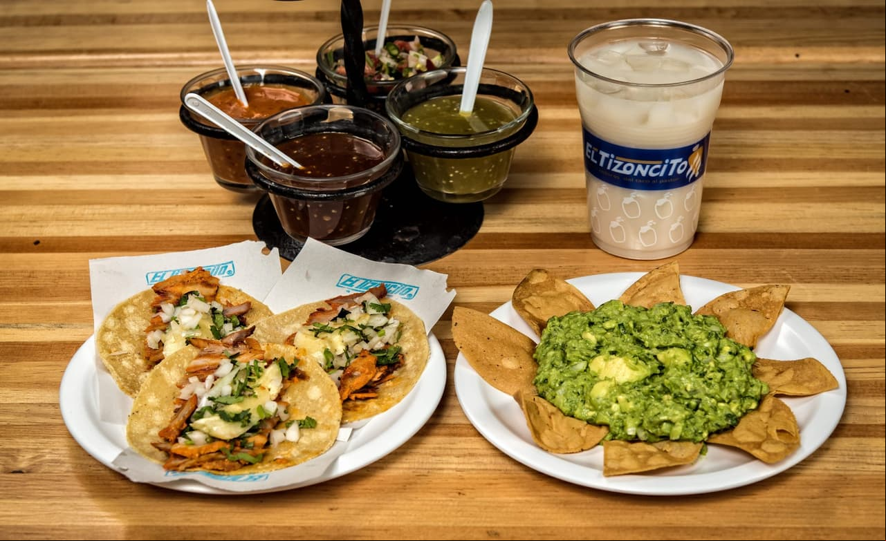Los tacos de pastor son uno de los platillos mexicanos más populares.