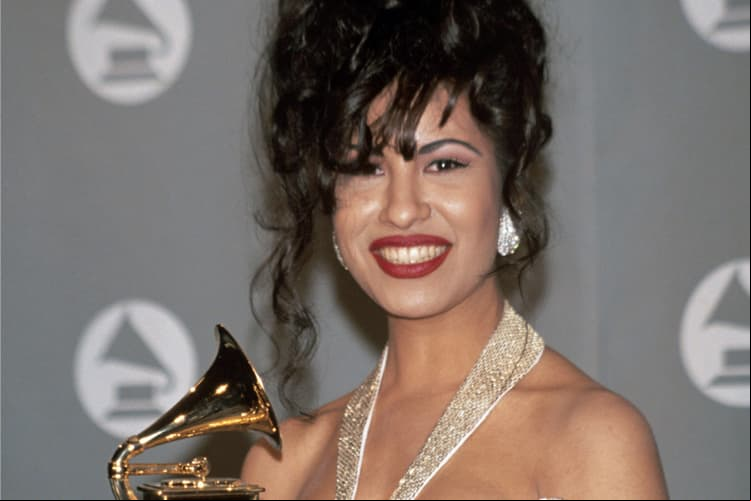 Cuatro inspiradoras razones por las que Selena Quintanilla sigue fascinándonos