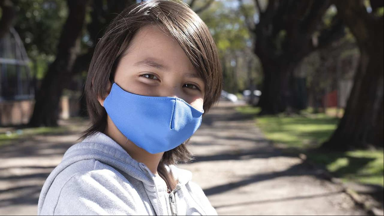 ¿La variante de Omicrón del Covid-19 es más peligrosa en los niños?