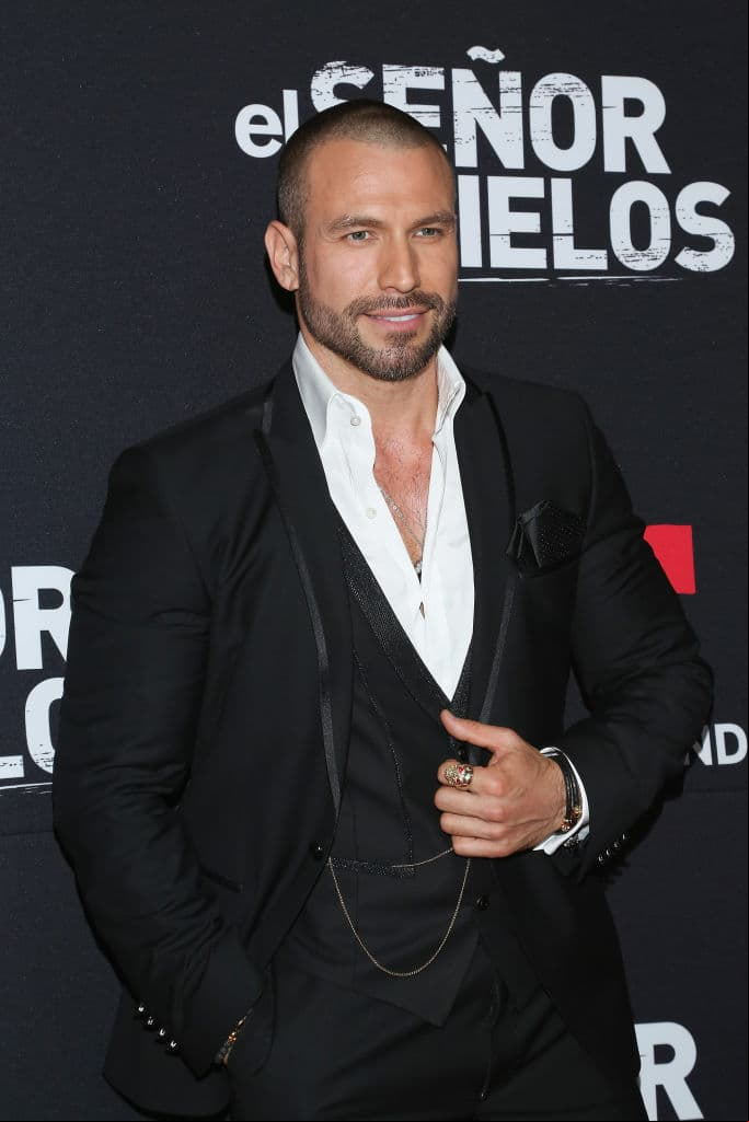 Rafael Amaya abandonará clínica de rehabilitación antes de Navidad y se reencontrará con sus padres