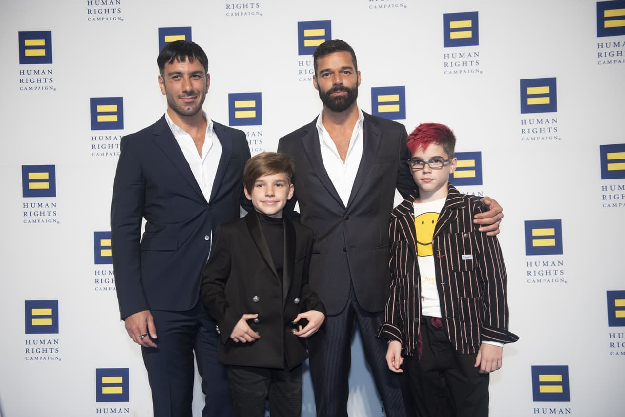 Ricky Martin y su esposo Jwan Yosef le dieron la bienvenida a su cuarto hijo a través de sus respectivas cuentas de Instagram.