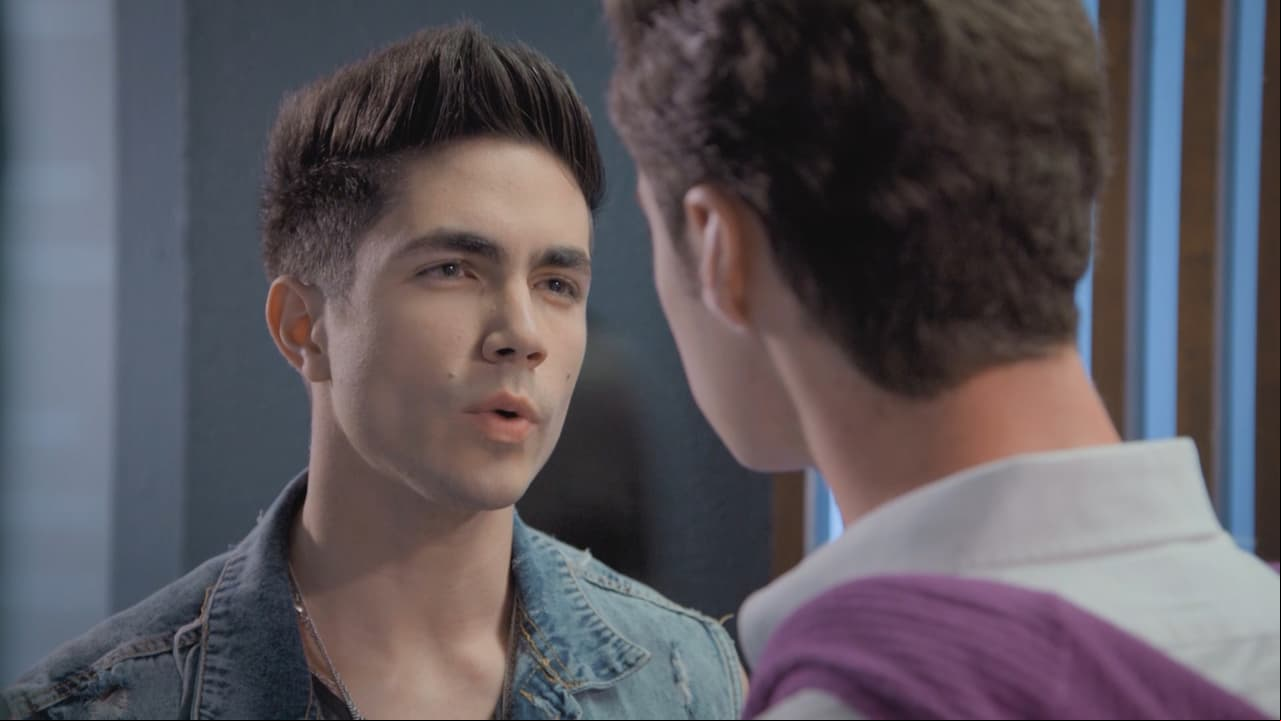 En entrevista para Televisa Espectáculos, el actor habló sobre su experiencia en el melodrama producido por Juan Osorio: “tuve la suerte de entrar en el proyecto con un personaje hermoso, carismático, hermoso, que atrapa mucho a las chavas y a los chavos”.